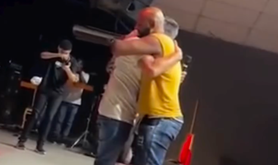 "This Is Your Last Chance"—A Man Walks In and Give Life to Jesus